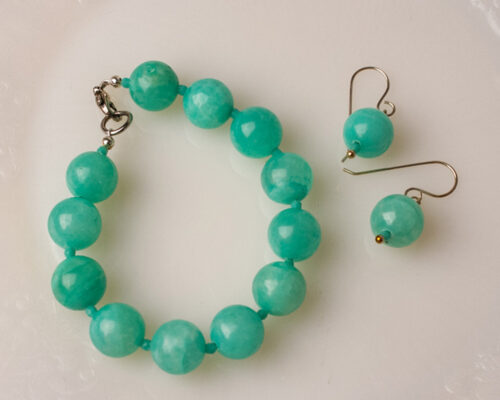 Chrysoprase-Bracelet-and-Earrings