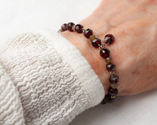 Garnet-Bracelet-2