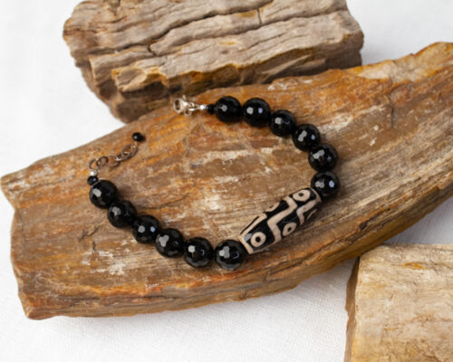 Onyx-and-African-Bead-Bracelet-1